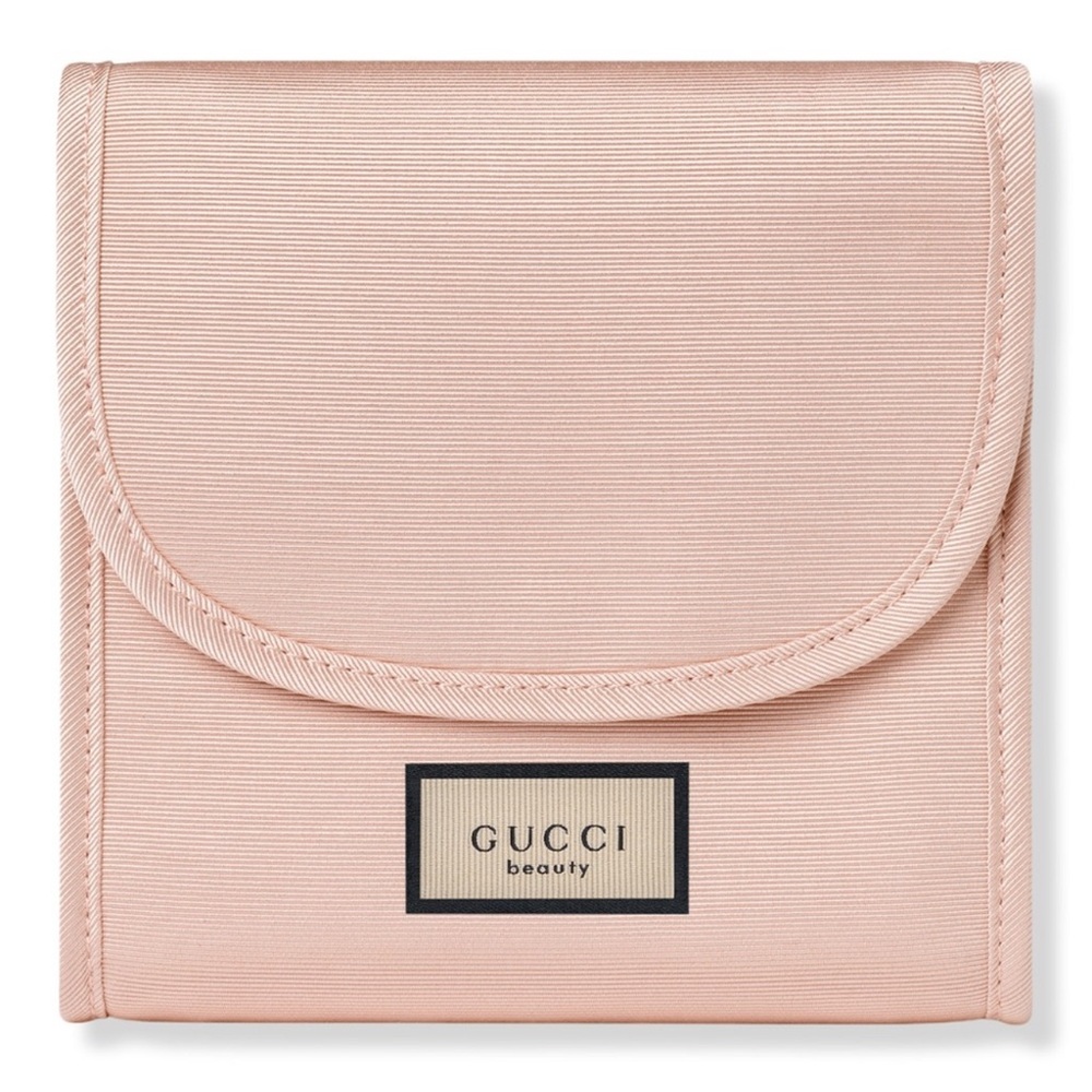 - NWT - Gucci Pink Pouch (BRAND NEW)